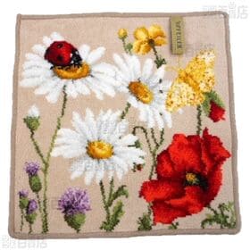 〈Daisy field beige〉フェイラーハンドタオル 30cm×30cm〈サファリ〉