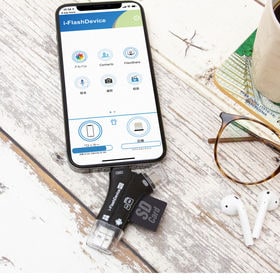 【ブラック】スマホ・PCのデータ移行、バックアップに！4in1カードリーダー