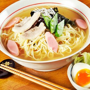 だし海鮮鍋風 鰹だし しおスープ 鍋焼きラーメン6人前セット 2種 6人前 を税込 送料込でお試し サンプル百貨店 本場九州ラーメン専門店