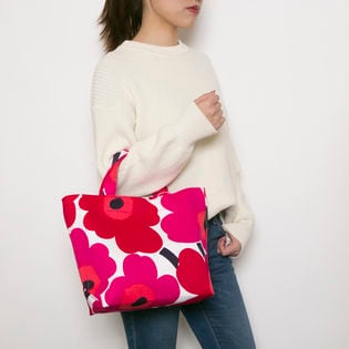 レッド[marimekko]トートバッグ VERONIKA UNIKKOを税込・送料込でお